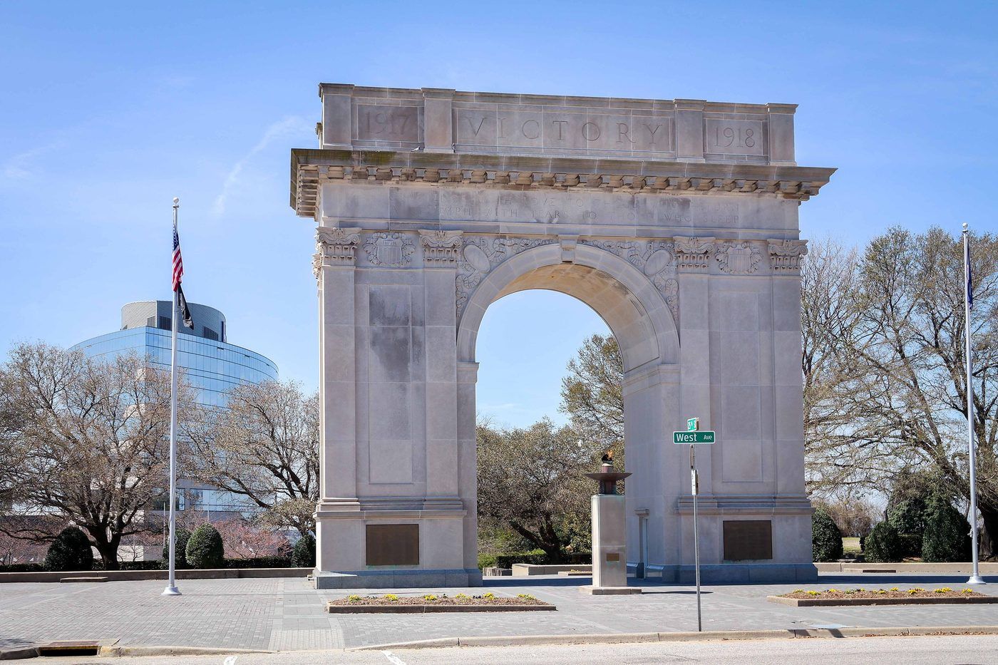 Victory Arch in downtown Newport News